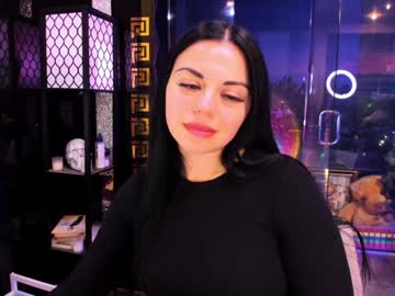 alma_pearl's chat room