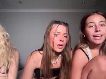 miamoorexo's chat room