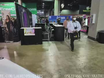 laurenphillips's chat room