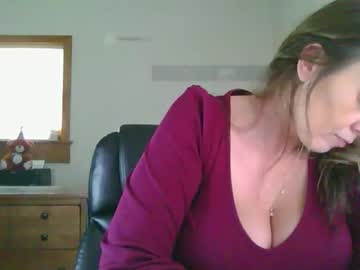 blueeyedddvixen's chat room