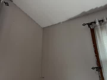 minahoneyy38's chat room