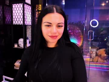 alma_pearl's chat room