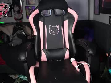 blueasfuck's chat room