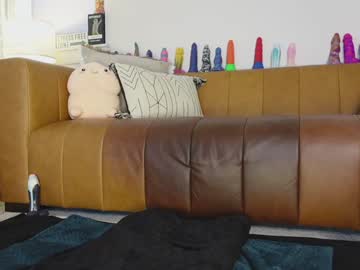 taylor_love_303's chat room