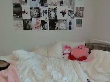 emilyybarely's chat room