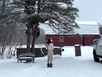 mommamia12's chat room