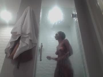 therayerevealed's chat room