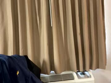 deepthroatqueen33's chat room