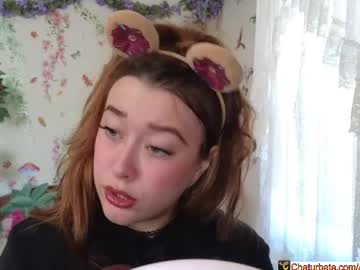 aliceriverscam's chat room