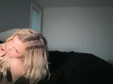 kendallmonroee's chat room