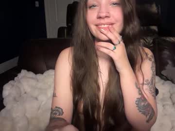 hannahtaylorr's chat room