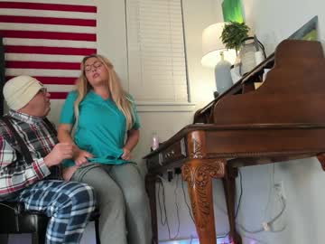 realtoxxxmaria's chat room