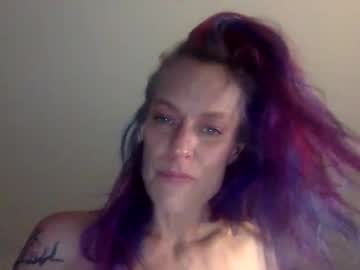 love_blooms's chat room