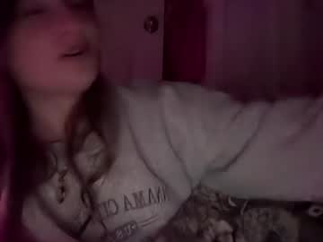 fantasyella's chat room