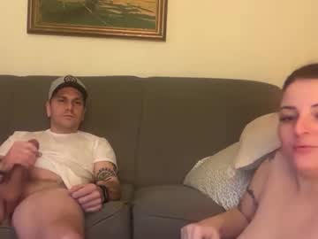 sexycouple41110's chat room