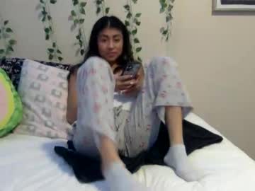 pretty_girl828687's chat room