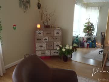 phoenix_taylor's chat room