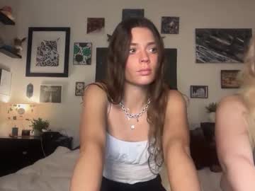 miamoorexo's chat room