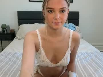 scarletterose_504259's chat room