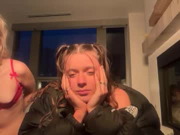 miamoorexo's chat room