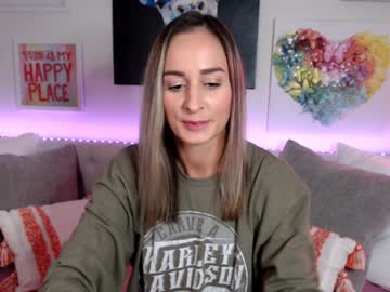 holihurricane's chat room