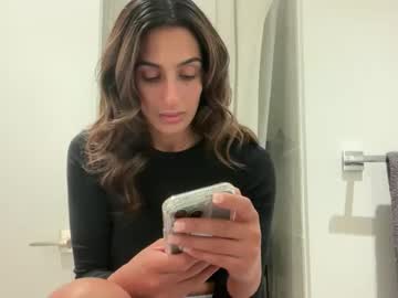 camiliakxoxo's chat room