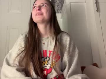 fantasyella's chat room