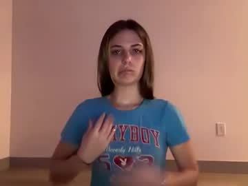 lauramaexo's chat room