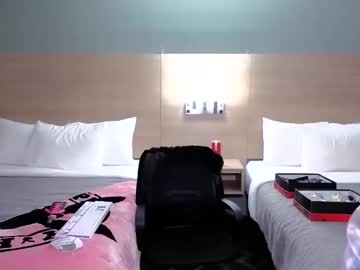 daddyissuessab's chat room