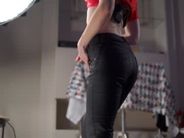 newchloe18's chat room