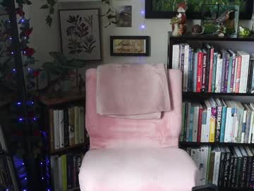 ellynaomi's chat room