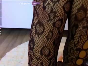 ilikeithaard's chat room