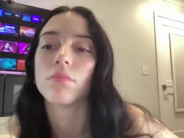 elenalovexxx's chat room