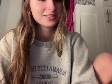 fantasyella's chat room