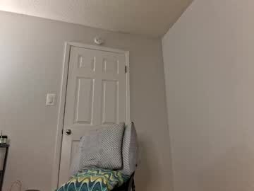 kibrombariu45's chat room