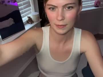 elliee81's chat room