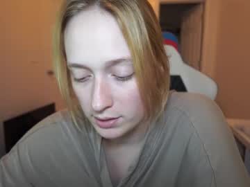 laylas_universe's chat room