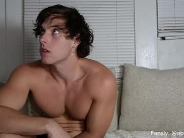 alexandluna's chat room