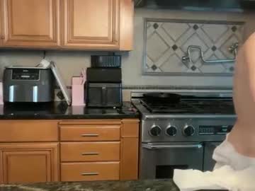 lunarose17's chat room