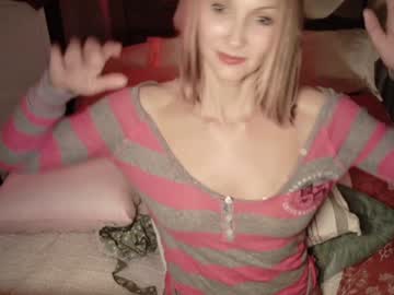 kaileeshy's chat room