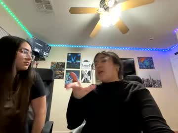 sexylatina22493587's chat room