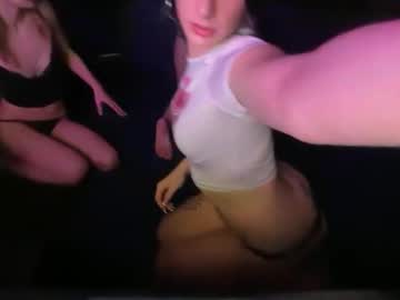 kendallmonroee's chat room