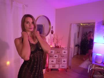 phoenix_taylor's chat room