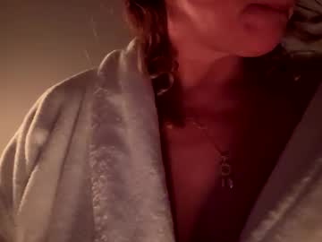 velvet81611's chat room