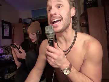 straightishd's chat room