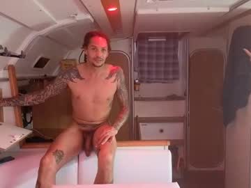 monkandmia's chat room