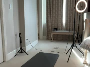 alyssapearls's chat room