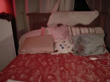 kaileeshy's chat room