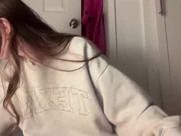 fantasyella's chat room