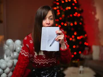 newchloe18's chat room